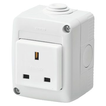 GEWISS GW27813, Protected Enclosure Complete with System Devices, with Socket Outlet 2P+e 13 A, British Standard, IP40, Rgrey Ral 7035