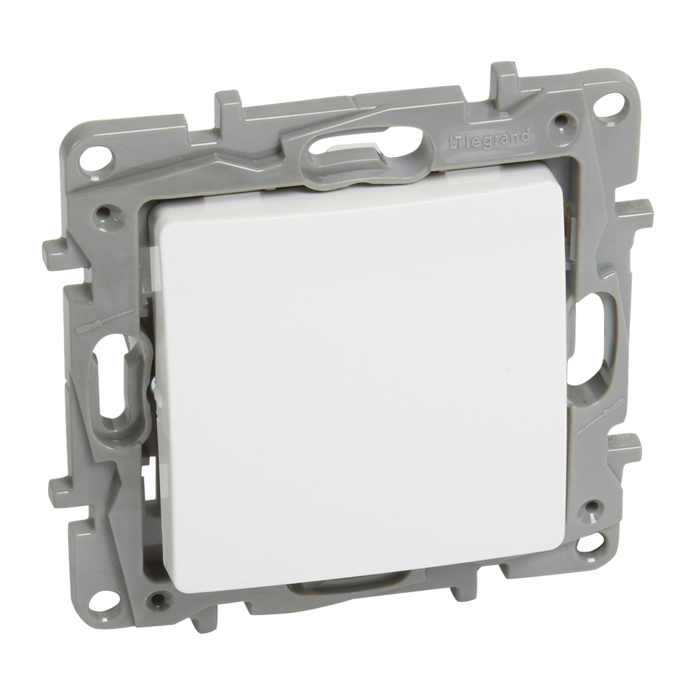 LEGRAND 764507, Niloé Simple Button, 6 A, 250 V, Automatic Terminals, White