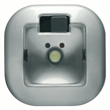 GEWISS GW14661, Lampă antiîntrerupere extractibilă, 230V c.a. 50/60 Hz 2h – titan, Chorusmart