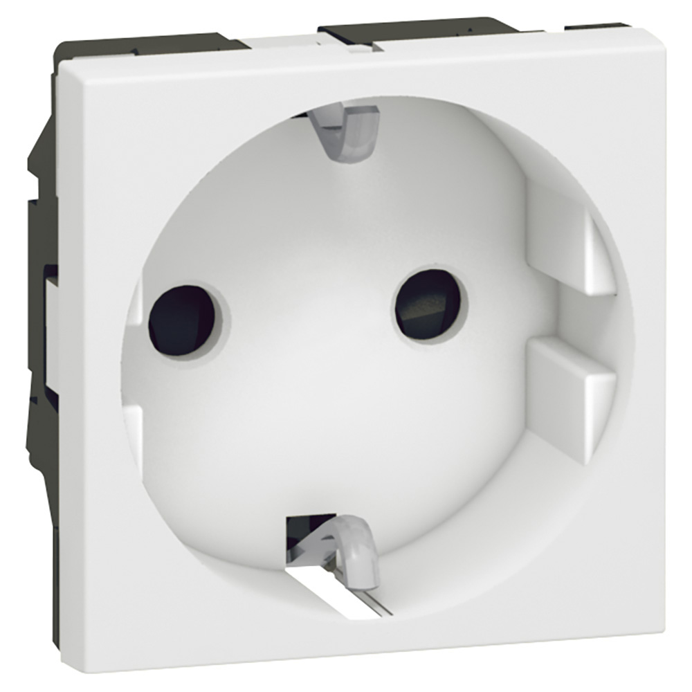 LEGRAND 077211, Simple Multi Socket, 2P+E, Automatic Terminals