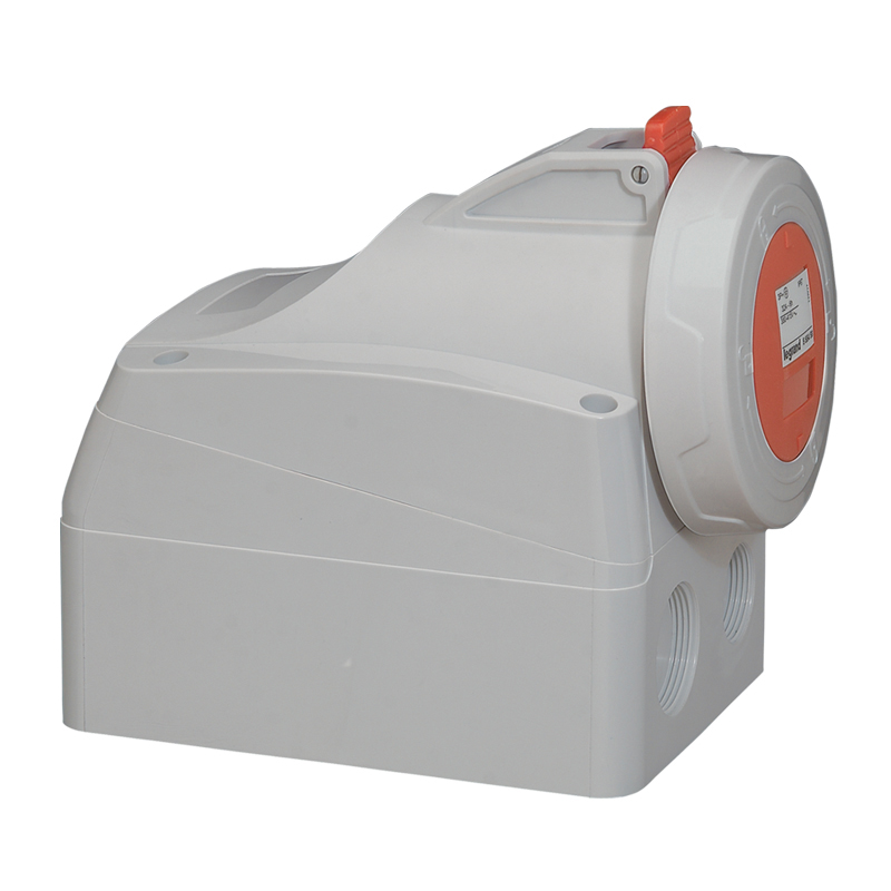 Legrand 555459, Priza Cu Montaj Aparent P17 IP66/67 380/415 V, 32 A, 3P+N+E