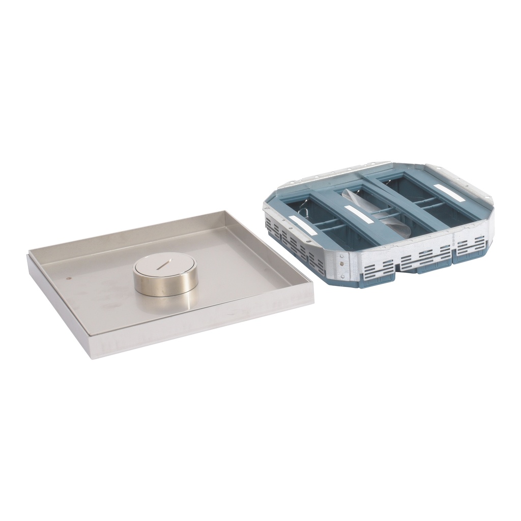 LEGRAND 089686, IP66 Lid for Metal Floor Box with Central Cable Outlet