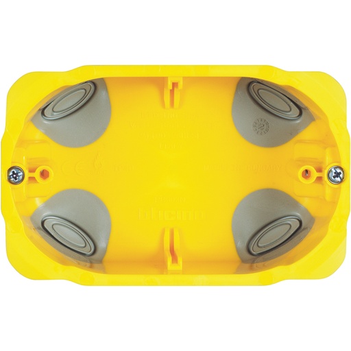 [PTG018.00480] BTICINO PB503N, Doză aparataj standard italian Bticino, Gips-carton, 3 module, Adâncime 50 mm, Montaj îngropat