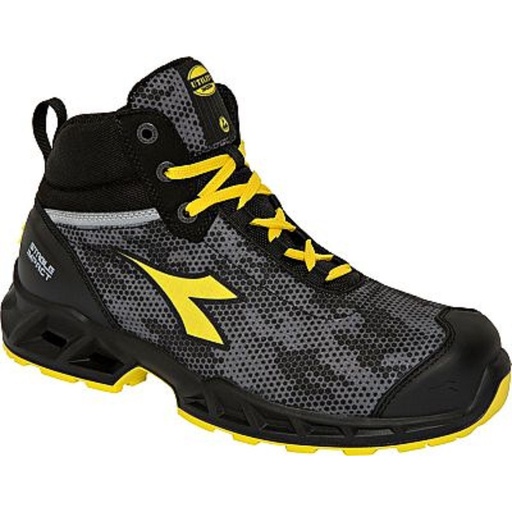 [PTG102.00819] Black Protective Boots, DIADORA SHARK MID S3S